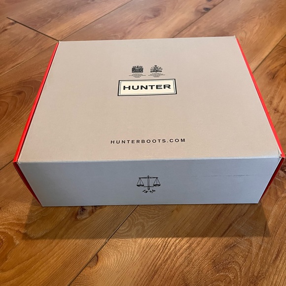 NEW Hunter Booties - Picture 4 of 4